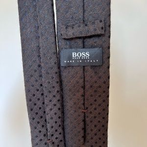 Hugo Boss Men’s wool tie
